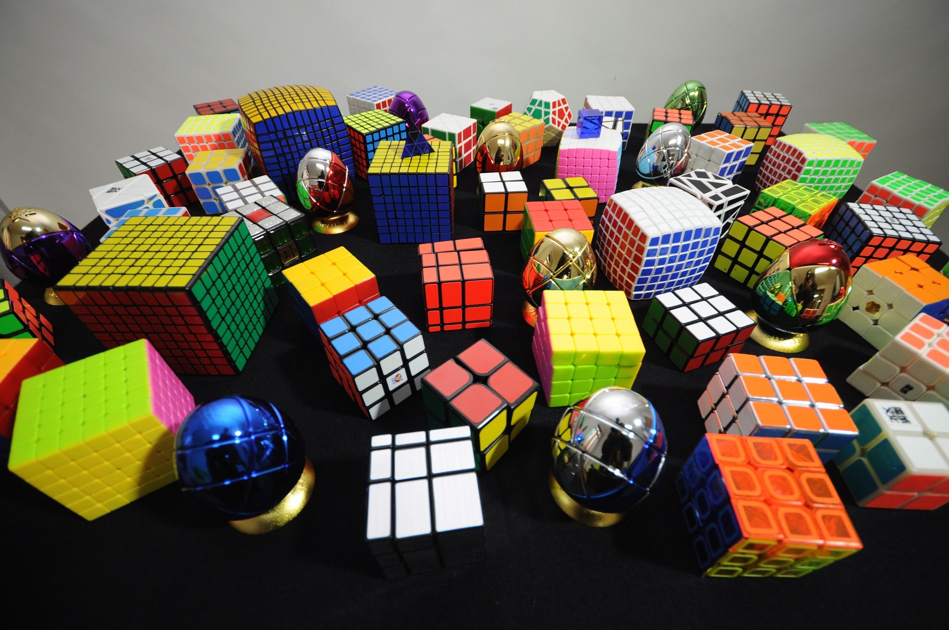 Страна кубика рубика